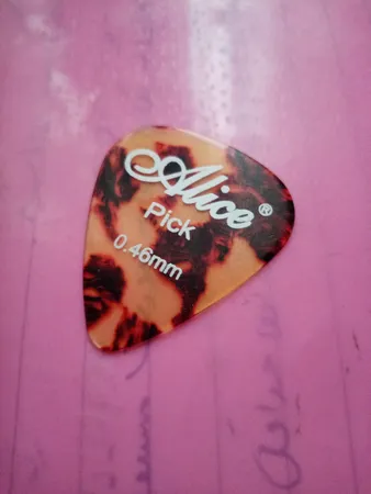 پیک گیتار آلیس مدل 046m