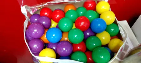 توپ استخر اینتکس کد 49602 بسته 100 عددی