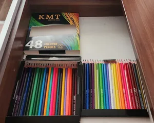 تجریه خرید مداد رنگی 48 رنگ کی ام تی مدل TRIPLUS ARTIST طرح رنگین کمان