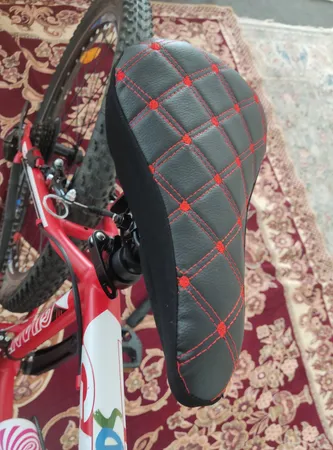 روکش زین دوچرخه مدل پافر چرمی