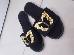 تجریه خرید صندل زنانه سیی مدل پروانه ای کد 1716.1