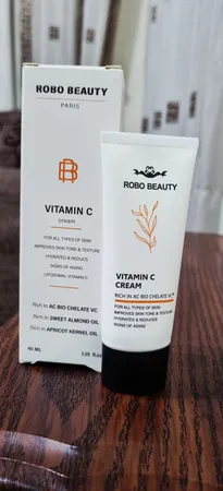 کرم روشن کننده روبو بیوتی مدل Vitamin C حجم 40 میلی لیتر
