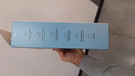 ست ماشین اصلاح موی صورت و بدن شارژی براون مدل MGK 5280، اصلاح به صورت خط زن و صفر زن، منبع انرژی با برق، تکنولوژی اصلاح به صورت برش مستقیم، مدت زمان شارژ 100 دقیقه و مدت زمان استفاده پس از شارژ 100 دقیقه، سری قابل شست‌وشو، به همراه برس تمیزکننده