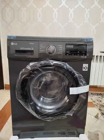 ماشین لباسشویی 8 کیلوگرم اتوماتیک ال جی مدل F4J3TYG6J