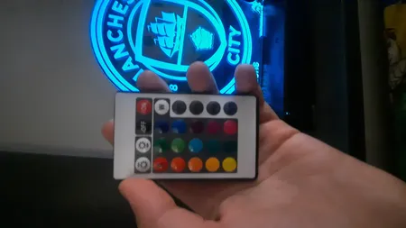 چراغ خواب مدل منچستر سیتی ریموت دار