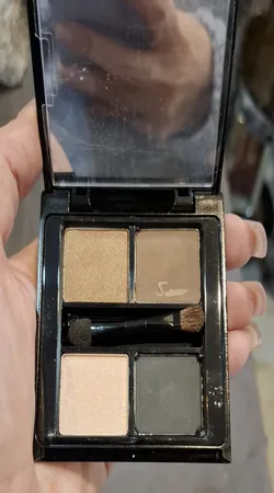 پالت سایه چشم این لی مدل 014