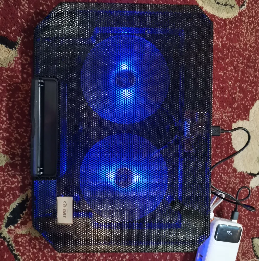 پایه خنک کننده لپ تاپ دی نت مدل S_200