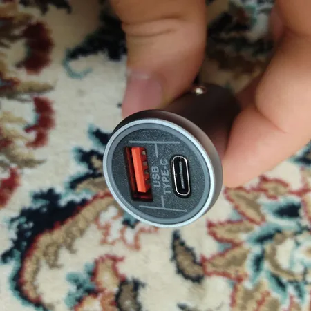 شارژر فندکی 15 وات مدل USBTYPE-C FAST