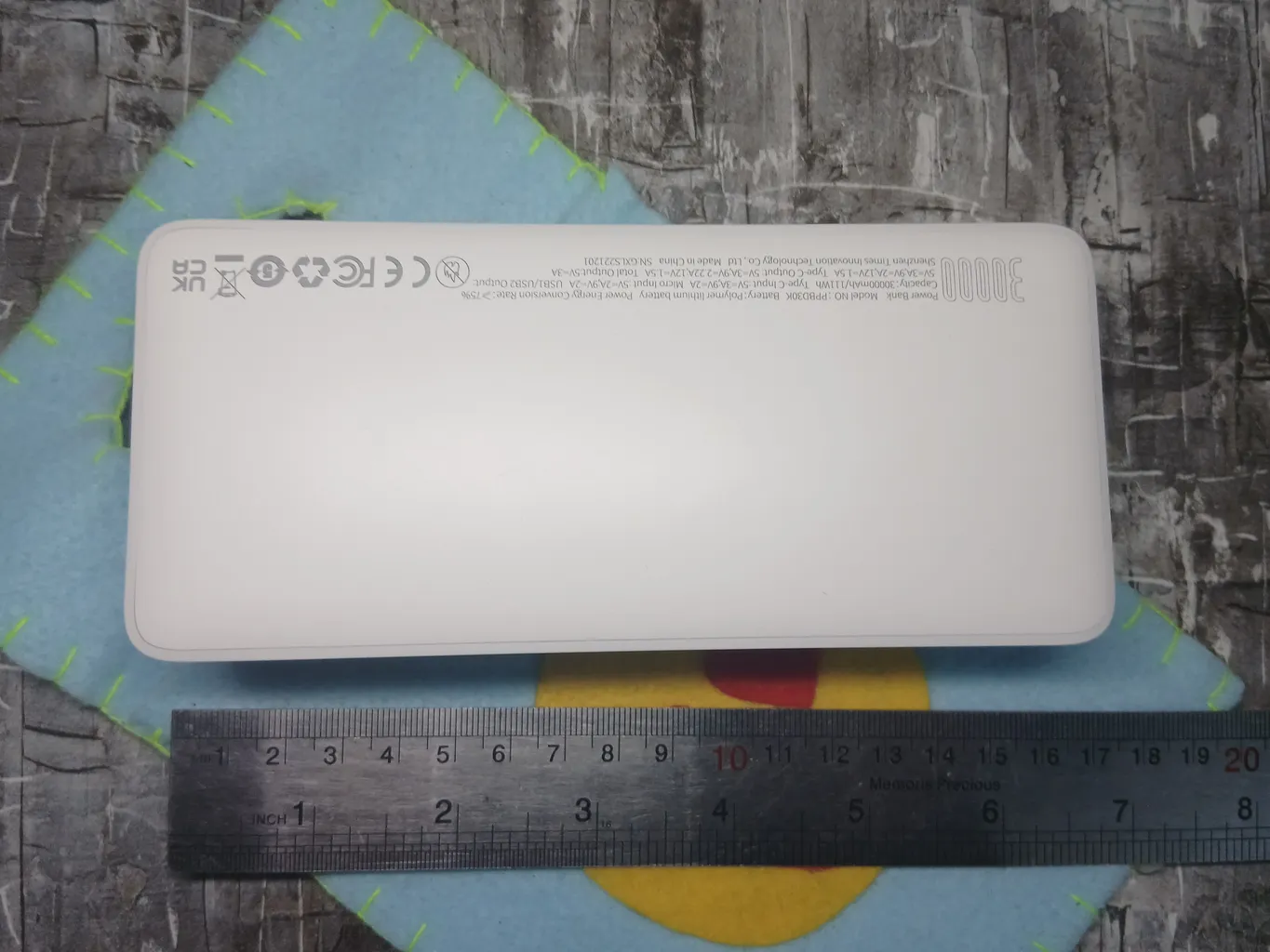 پاوربانک باسئوس مدل Bipow ظرفیت 30000 میلی آمپر ساعت