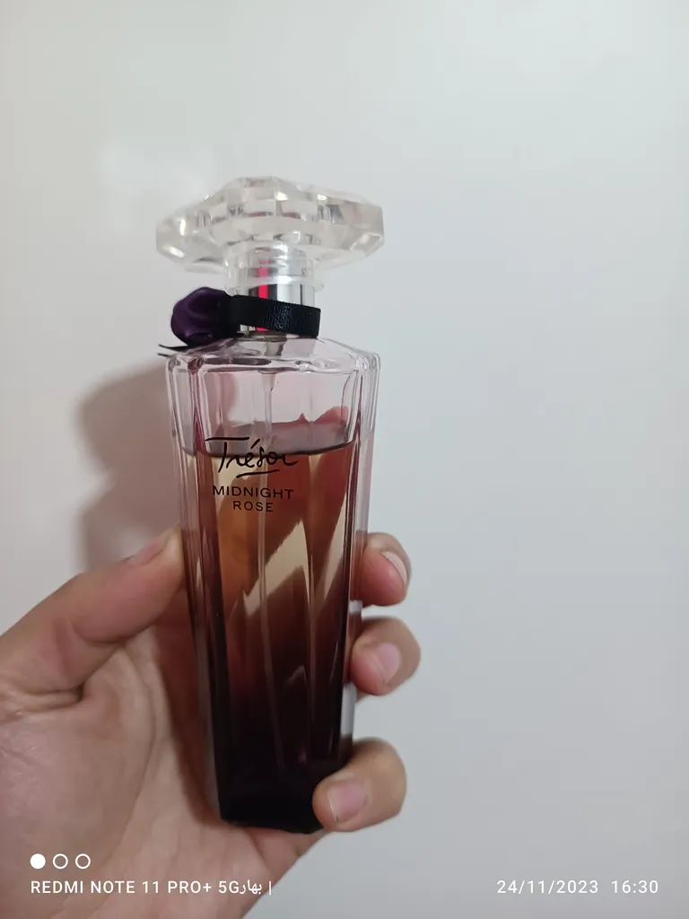 ادو پرفیوم زنانه نیفتی مدل لانکوم ترزور میدنایت رز حجم 75 میلی لیتر