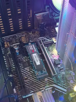 اس اس دی اینترنال گیگابایت مدل 2280 ظرفیت 256 گیگابایت