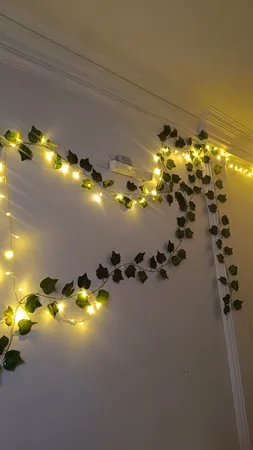 گل مصنوعی مدل ریسه برگ طرح انگور کد PAL-3030