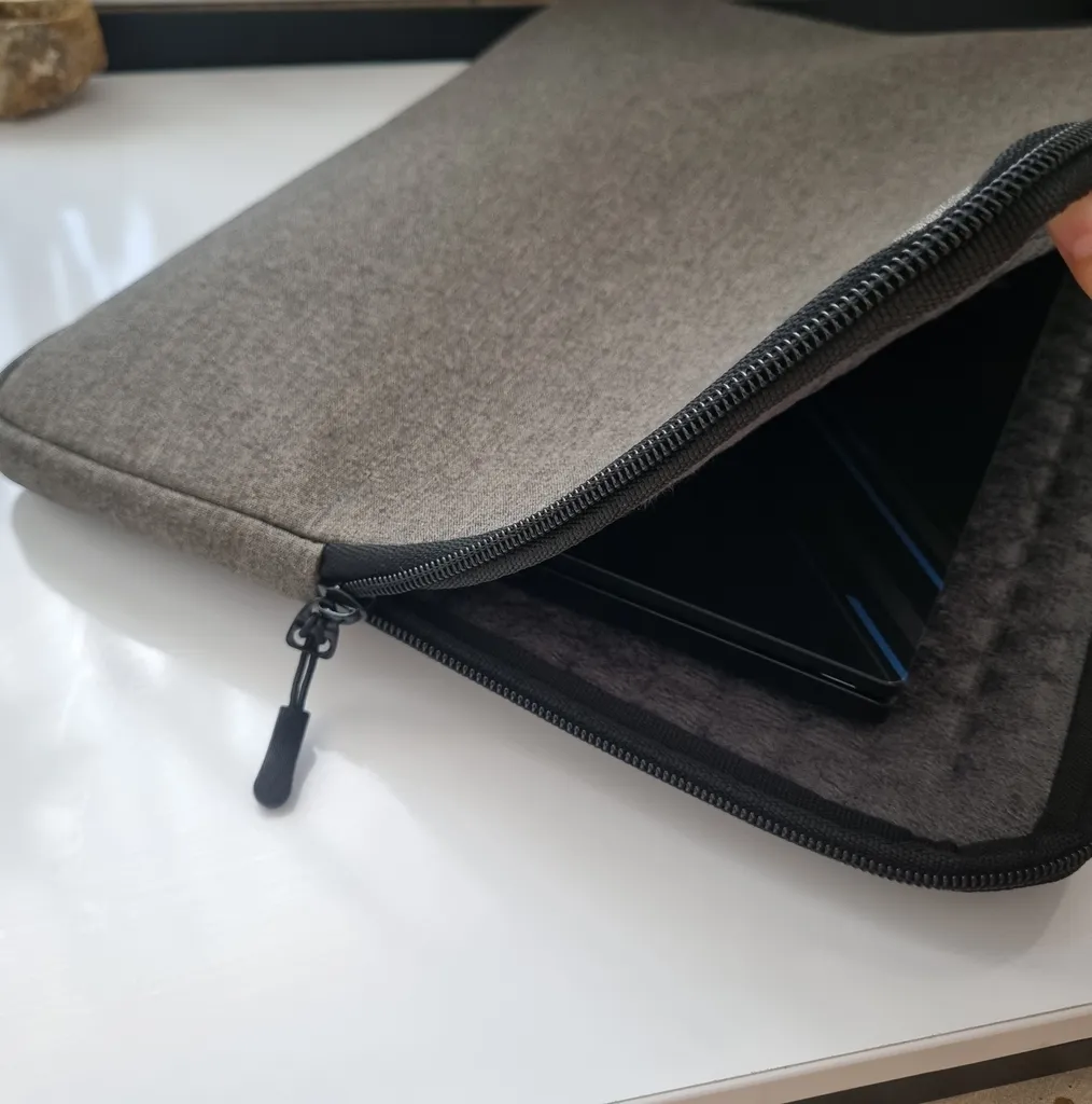 کاور لپ تاپ مدل SWC مناسب برای لپ تاپ 15.6 اینچی