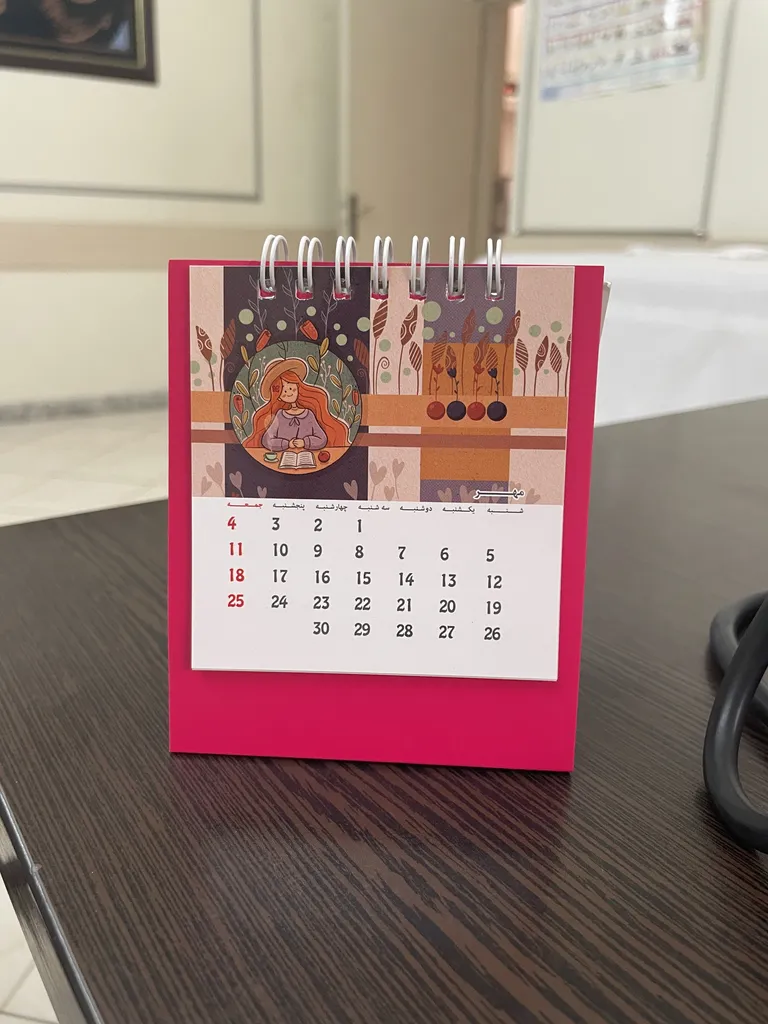 تقویم رومیزی سال 1404 مدل آلیس کد 02