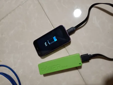 پاوربانک مدل A5 ظرفیت 3000 میلی آمپر ساعت