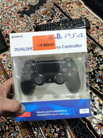 دسته بازی پلی استیشن ۴ مدل E S.AA NEW 2021