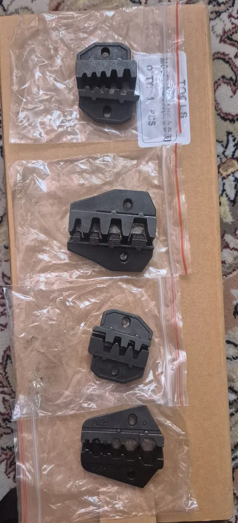 انبر پرس سرسیم مدل 6976 به همراه پیچ گوشتی مجموعه 6 عددی