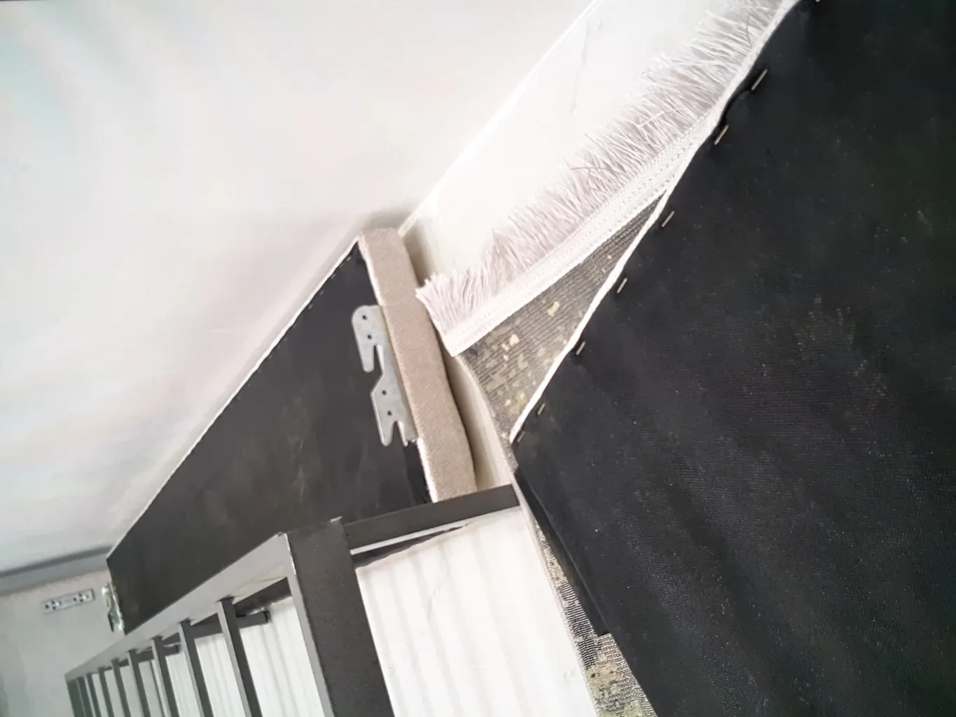 تخت خواب دو نفره مدل 5615 سایز 200x160 سانتی متر