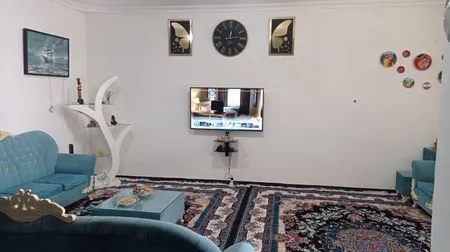 ساعت دیواری اِلِنسی مدل Carolyn به همراه آینه