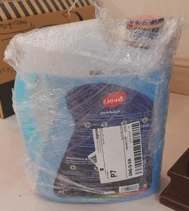 تجریه خرید محلول شیشه‌شوی خودرو کاسپین مدل Non-Smearing حجم 4 لیتر