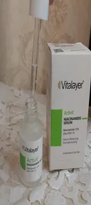تجریه خرید سرم آبرسان پوست ویتالیر مدل نیاسینامید مناسب برای پوست های دارای جوش حجم 30 میلی لیتر