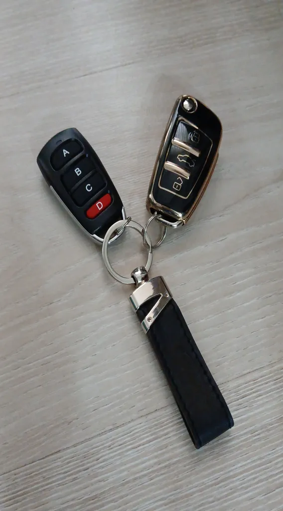 ریموت در پارکینگ مدل UT00LS-433AZC