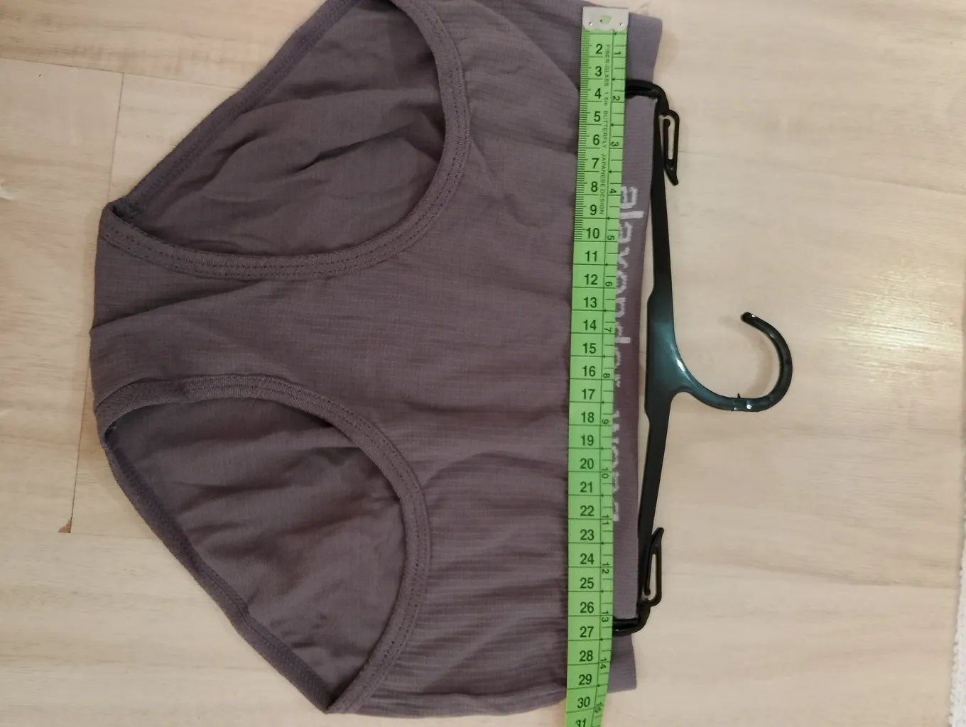 ست نیم تنه و شورت ورزشی زنانه مدل 4621