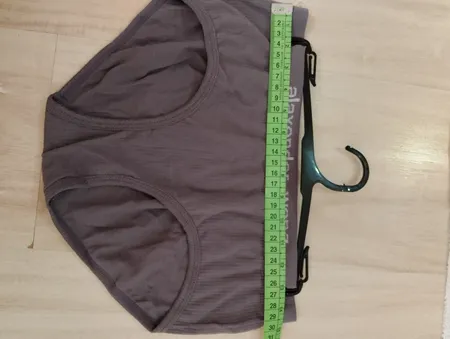 ست نیم تنه و شورت ورزشی زنانه مدل 4621