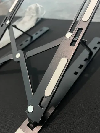 پایه نگهدارنده لپ تاپ مدل X Model