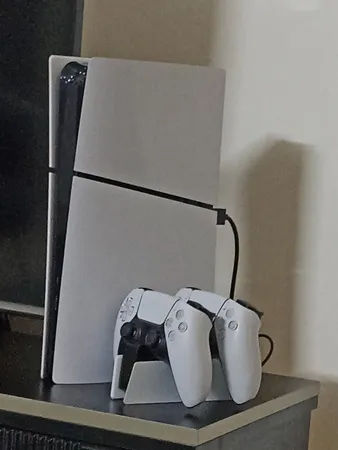 پایه شارژر دسته بازی پلی استیشن 5   مدل CFI-ZDS1