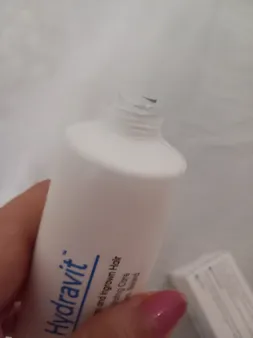 کرم مرطوب‌کننده ویتالیر مدل امونیوم لاکتات حجم 100 میلی‌لیتر