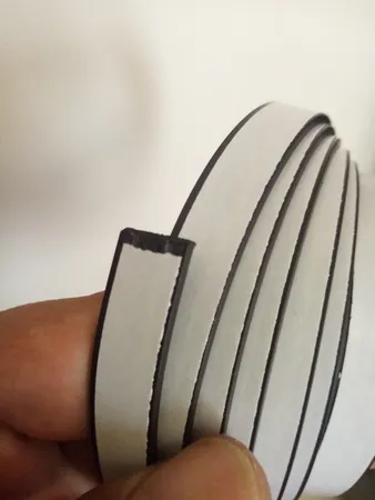 آهنربا مدل نواری 2x12 بسته دو متری