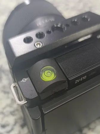 تراز دوربین عکاسی پلوز مدل تک محوره