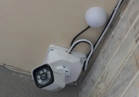 پایه دوربین مداربسته کم باکس مدل CA-13 بسته 3 عددی