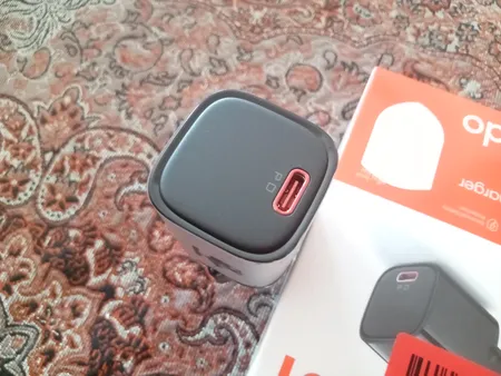 شارژر دیواری 20 وات مک دودو مدل CH-402