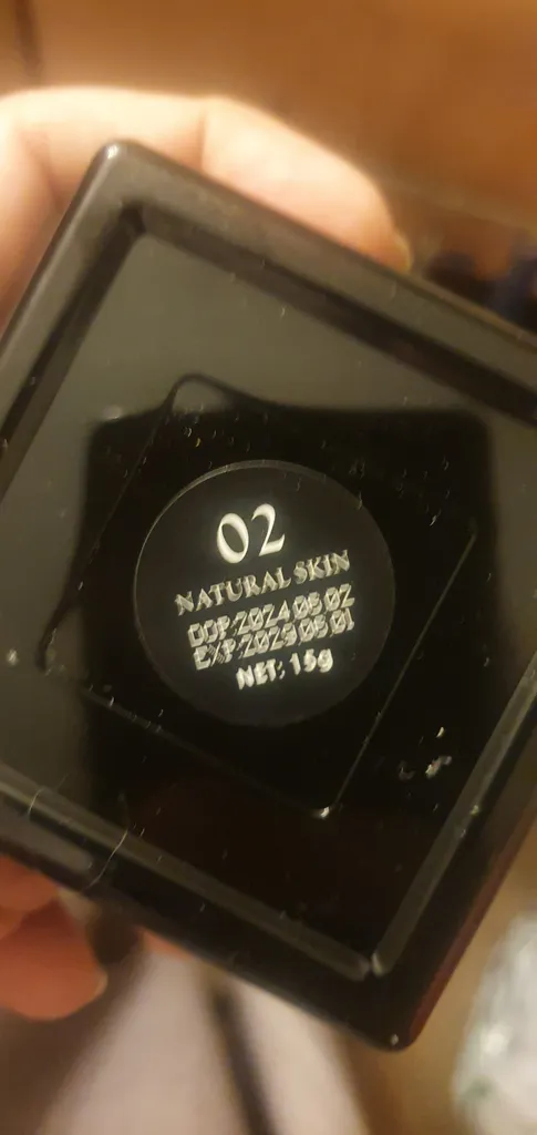 کوشن توز مدل گل رز شماره 01 به همراه پد آرایشی