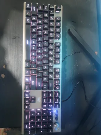 کیبورد گیمینگ آئولا مدل WIND F2028، سوییچ ممبران، Full-Size، نورپردازی LED RGB