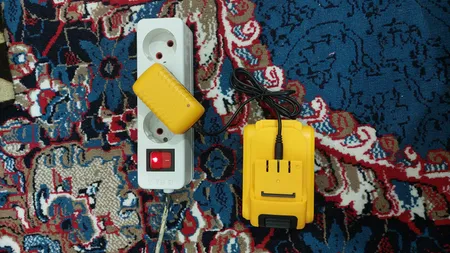 دریل پیچ گوشتی چکشی شارژی جاب مدل JB-48 VF مجموعه 29 عددی