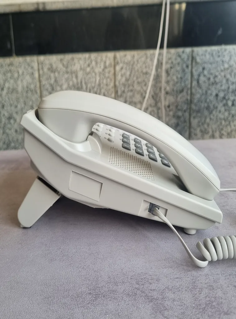 تلفن میکروتل مدل tsc880cid