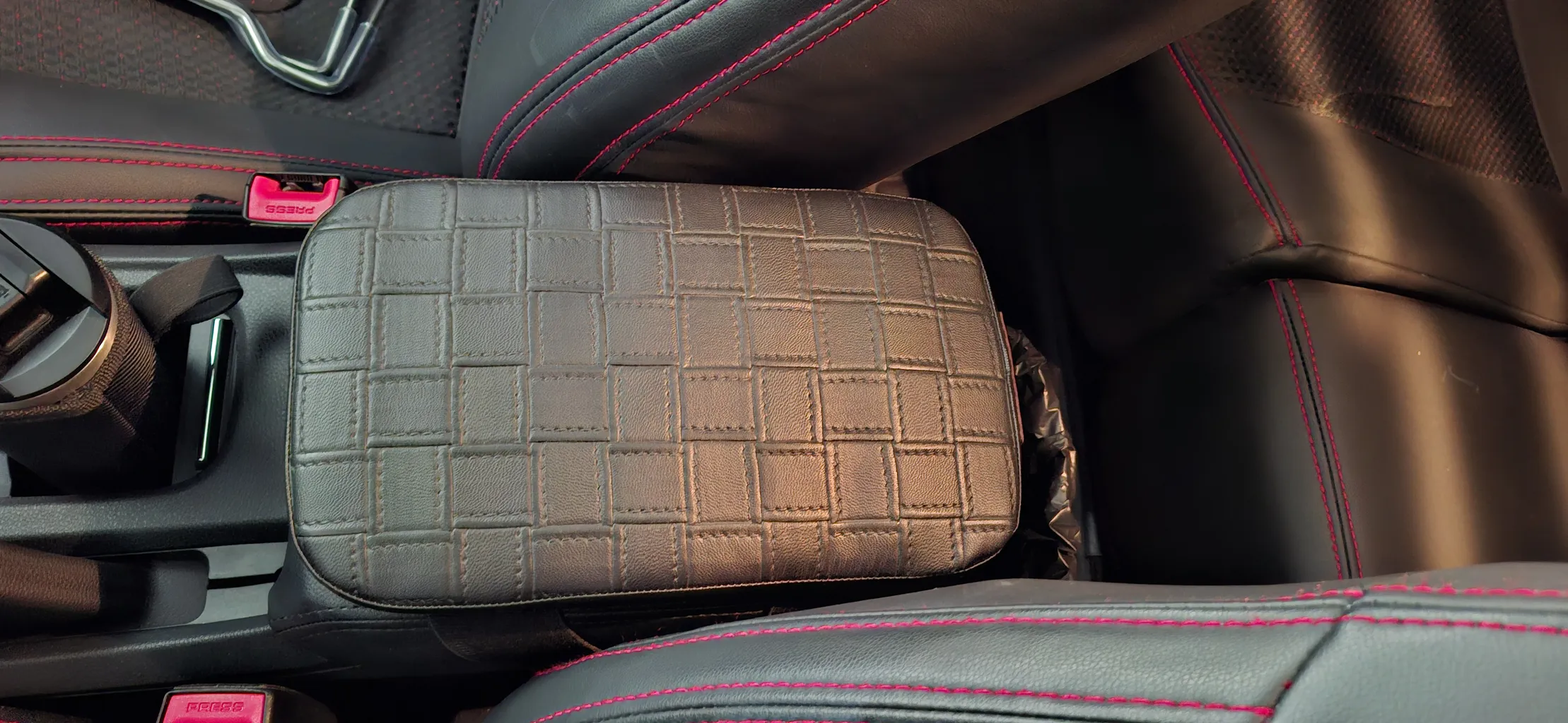 پد کنسول خودرو نادیاهوم مدل consolepad