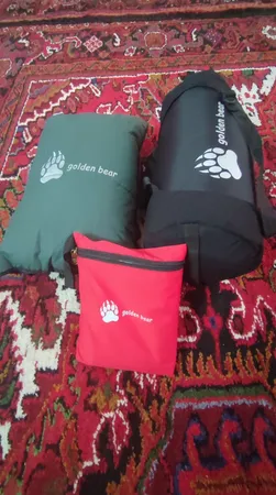 کیسه خواب گلدن بیر مدل MISHO1 به همراه زیرانداز و بالش سفری