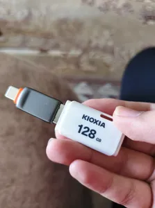 تجریه خرید فلش مموری کیوکسیا مدل U202 ظرفیت 128 گیگابایت با رابط USB 2.0