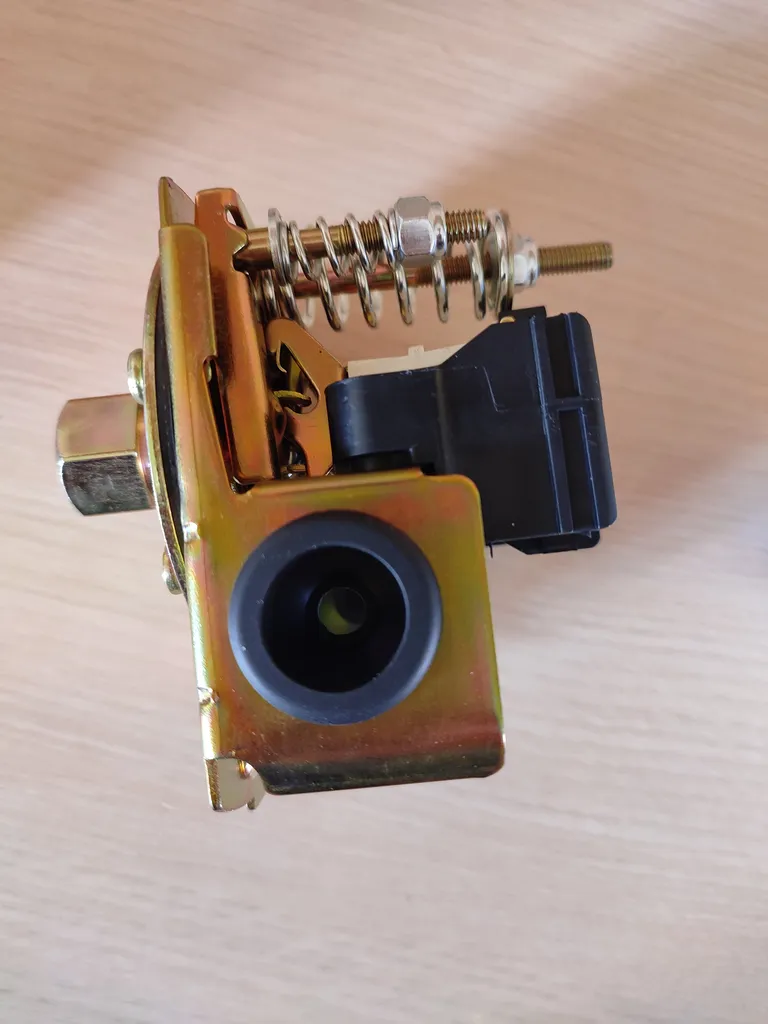 کلید کنترل اتوماتیک پمپ استریم مدل SWITCH