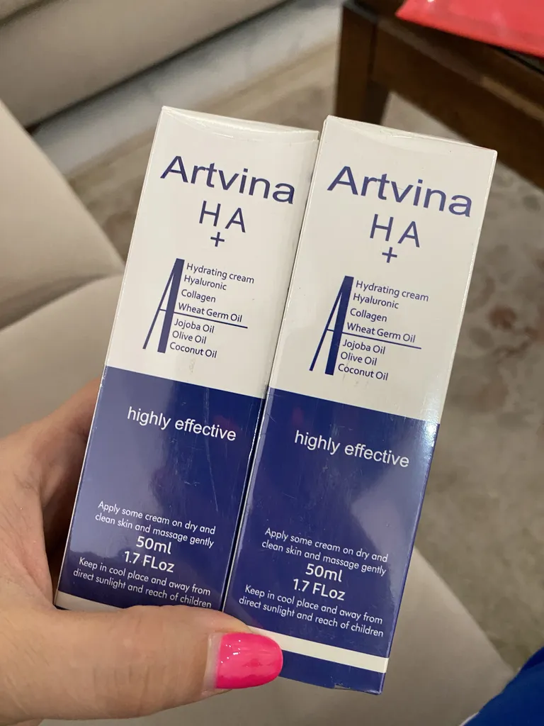 کرم آبرسان آرت وینا مدل هیالورنیک پلاس حجم 50 میلی‌لیتر