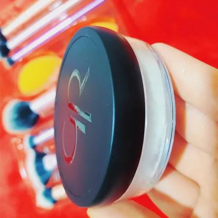 پودر تثبیت کننده آرایش گلدن رز مدل Long Wear Finishing