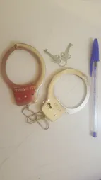 دستبند اسباب بازی مدل police-2