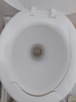 توالت فرنگی پلاستیکی دورپوشیده مدل 01