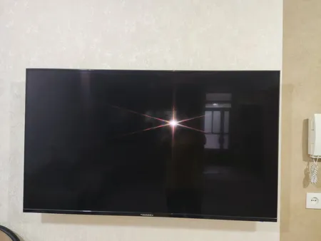 پایه دیواری برتاریو مدل S50 مناسب برای تلویزیون های 40 تا 50 اینچی