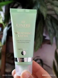 تجریه خرید کرم مغذی پوست  بالای 40 سال سینره حجم 40 میلی لیتر