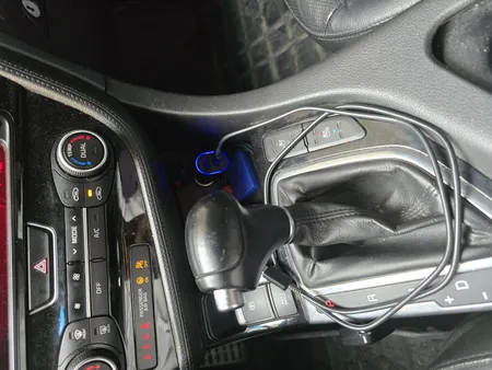 شارژر فندکی سامسونگ مدل EP-l5300 به همراه کابل USB-C